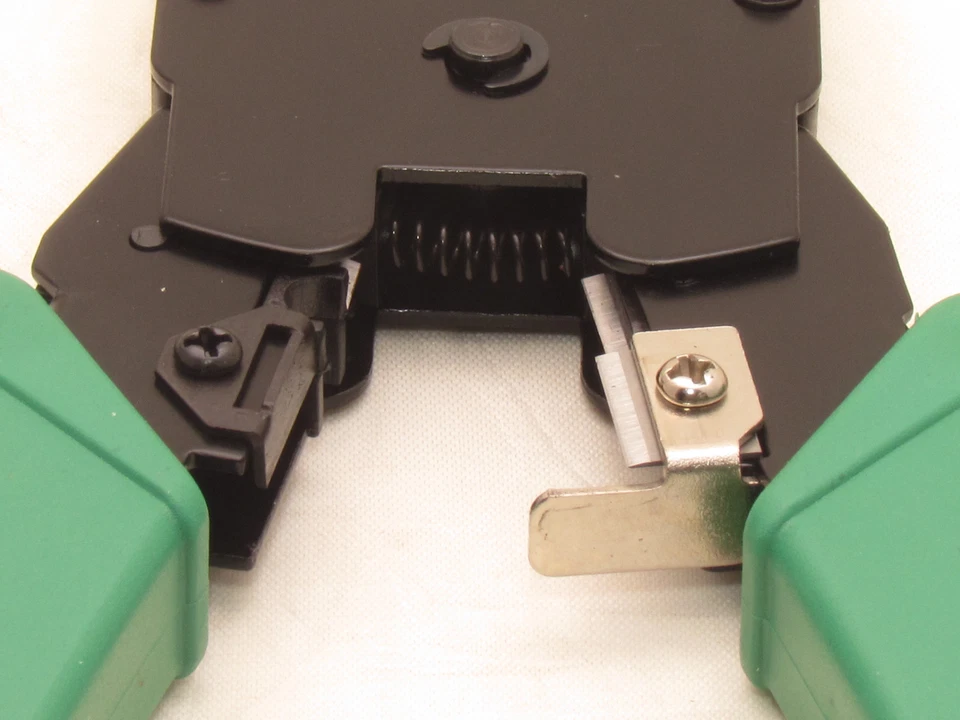 CRESTIN- Rj45 Rj11 Network Crimping Tool Kit Cable Crimp Crimper Lan Wire Stripper Cutter