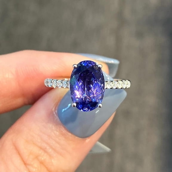 Blue Tanzanite Engagement Ring, Vintage Tanzanite Ring, Antique Tanzanite Halo Ring, Tanzanite Ring Women,Estate Tanzanite Promise Ring