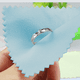 thumbnail image 4 of Jumpingount 50 piezas de paño de pulido, accesorios de negocios, herramienta de joyería, Material de tela cuadrada, paños de limpieza que mantienen el Ropa, zapatos y accesorios Miscelánea Azul Jumpingount AP011574-03, 4 of 6