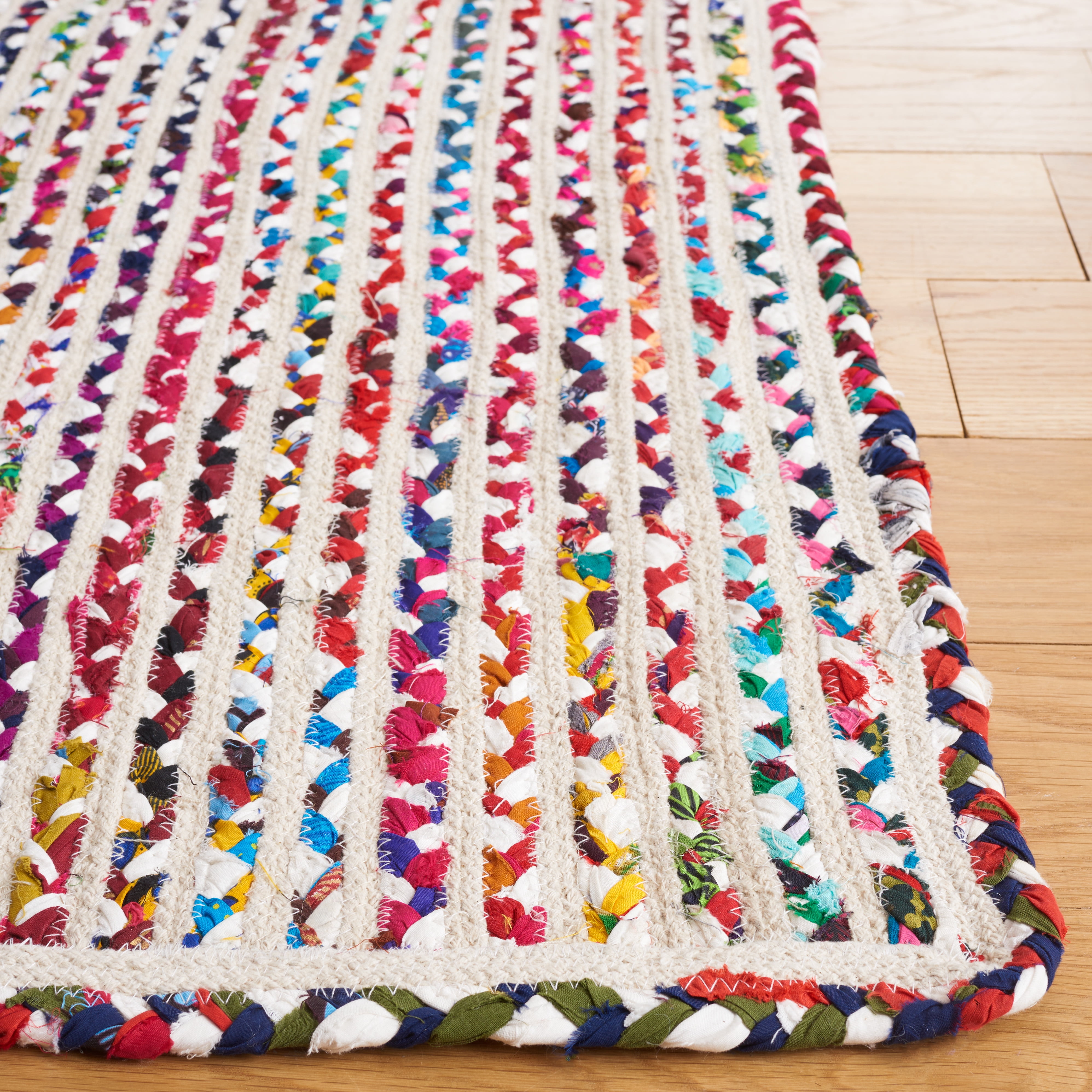 SAFAVIEH Braided Chelsey Bordered Cotton Reversible Area Rug, Ivory/Multi, 8' x 10'