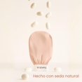 thumbnail image 4 of SEDAPIEL Guante Exfoliante Premium de Seda de Capullo, 4 of 7