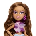 thumbnail image 3 of Muñeca de moda Bratz Yasmin Pixiez con accesorios, 3 of 8