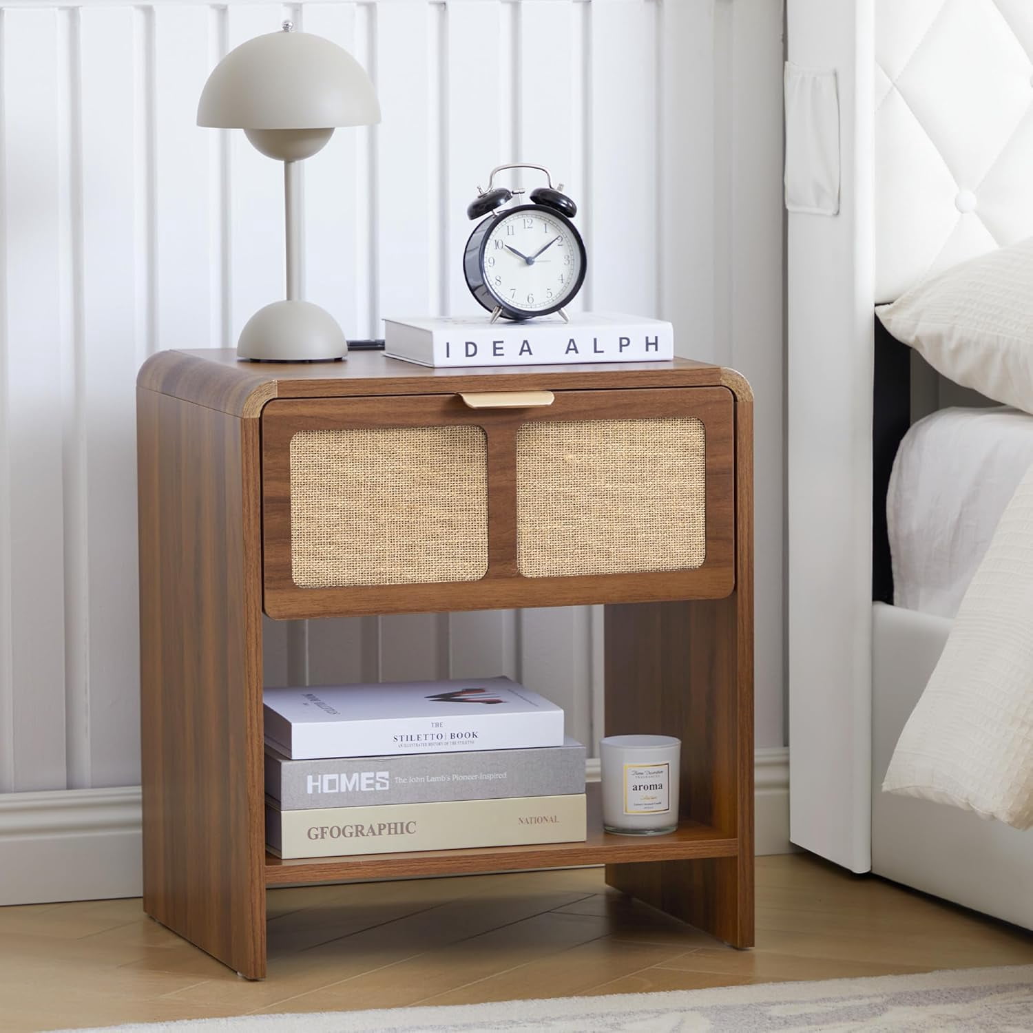 Nightstand with Charging Station, Mid-Century Modern Bedside Table with Curved Top Corners and Fabric-Like Textured Drawer, Wooden End Table for Farmhouse Bedroom Living Room (1, Walnut)