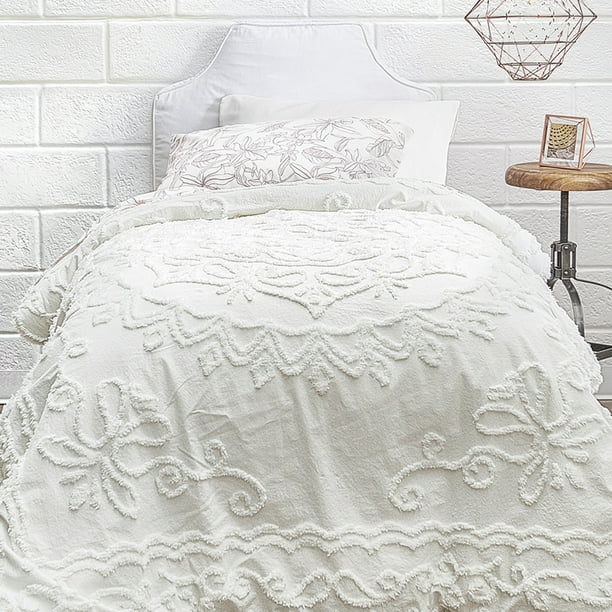 The Starter Pak Jasmine White 16 Piece Bedding Comforter Set Twin Xl Including Bonus Mattress Pad Pillow Blanket And 100 Cotton Towel Set By Ocm Walmart Com Walmart Com