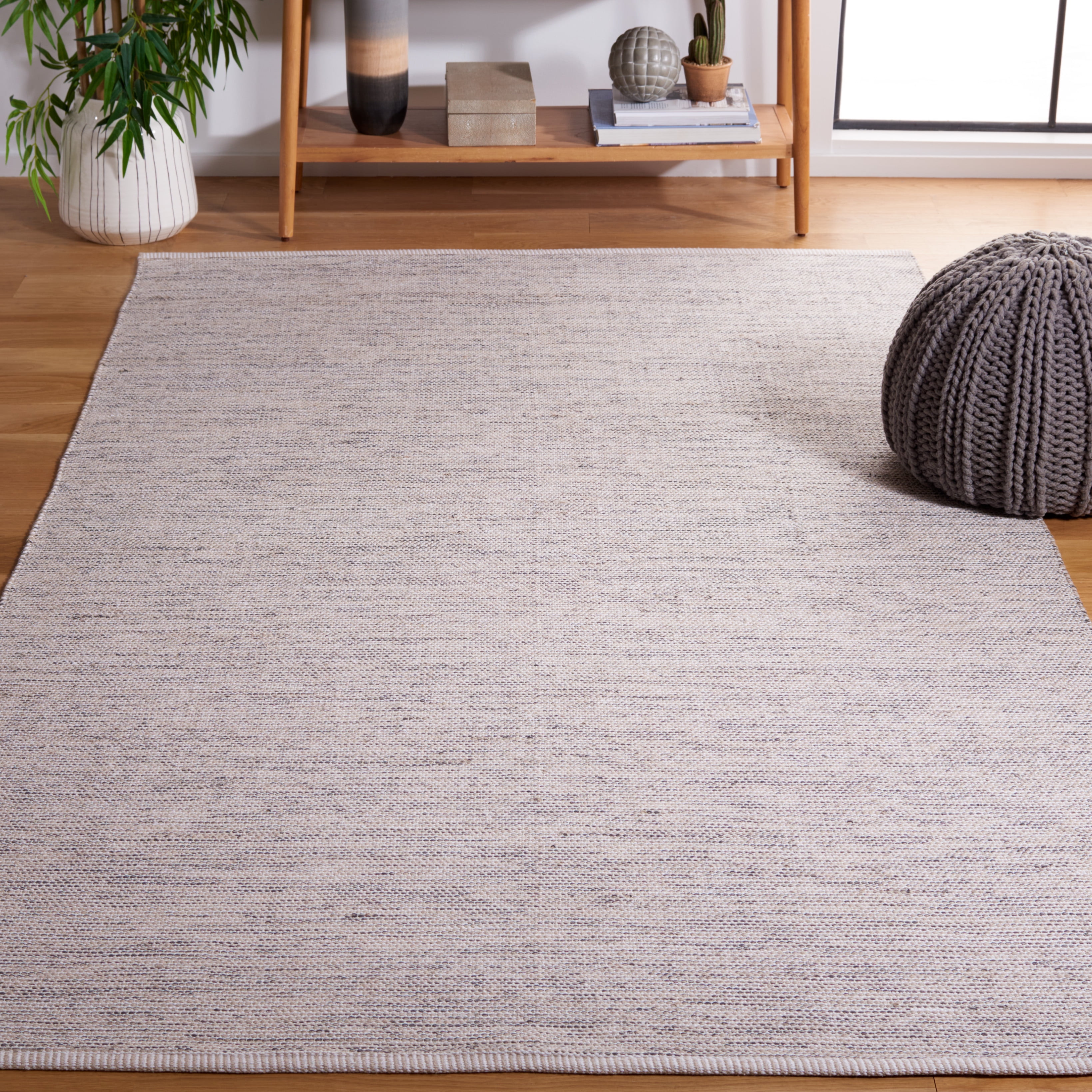 SAFAVIEH Montauk Cian Distressed Cotton Area Rug, Beige/Ivory, 5' x 8'
