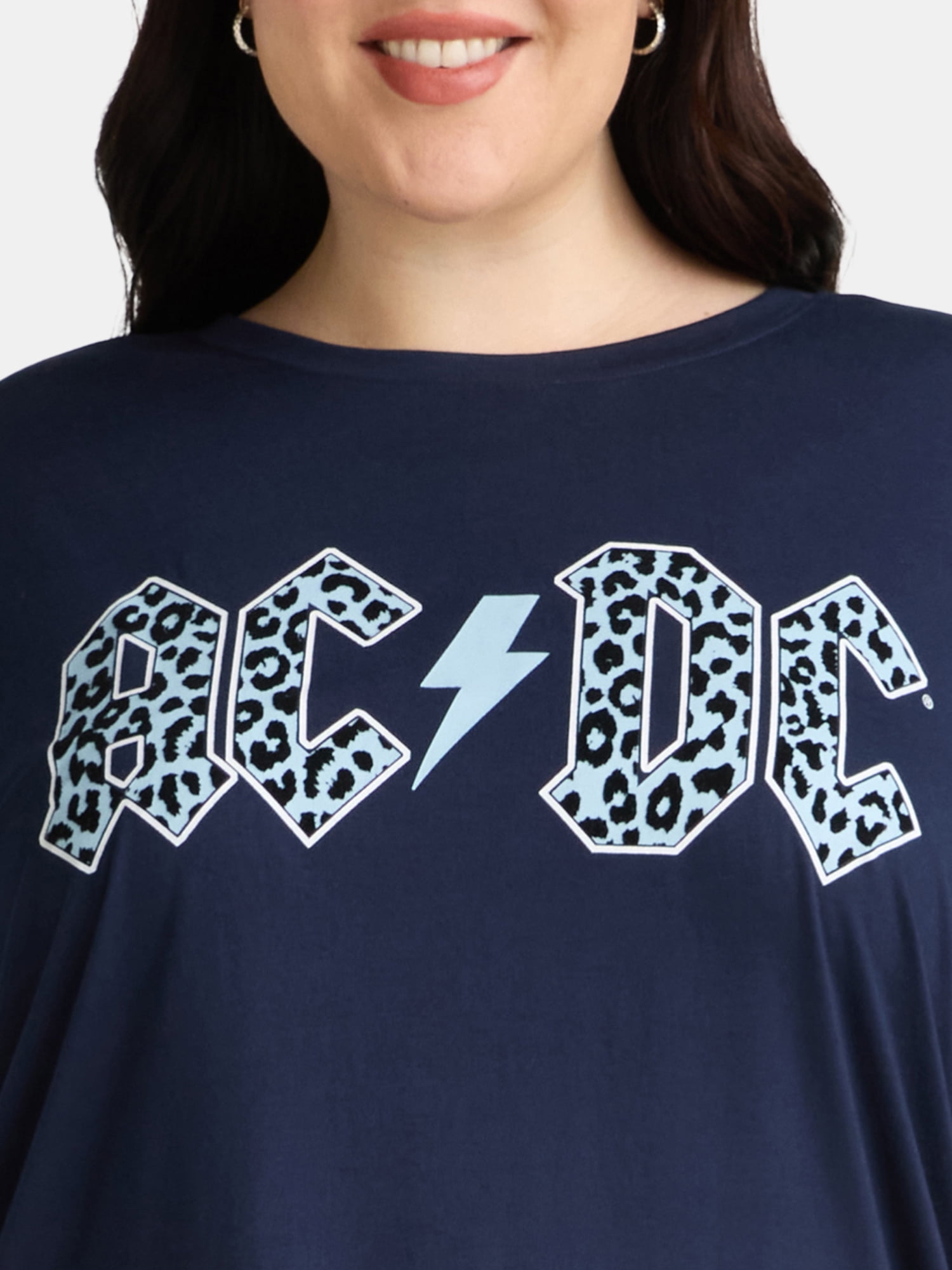 Terra & Sky Women's Plus Size AC/DC Leopard Logo Band Graphic Tee, Sizes 0X-5X