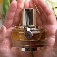 thumbnail image 4 of Rasasi Junoon Velvet Eau de Parfum Spray por Rasasi Rasasi  Model, 4 of 5