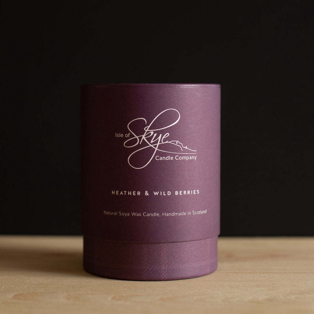 Isle of Skye Candle Co. Heather & Wild Berries Scented 45h Natural Soy Wax Large Candle Made in Scotland