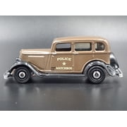 Open Box 1933 33 PLYMOUTH PC SEDAN POLICE CAR RARE 1/64 SCALE DIORAMA DIECAST MODEL CAR