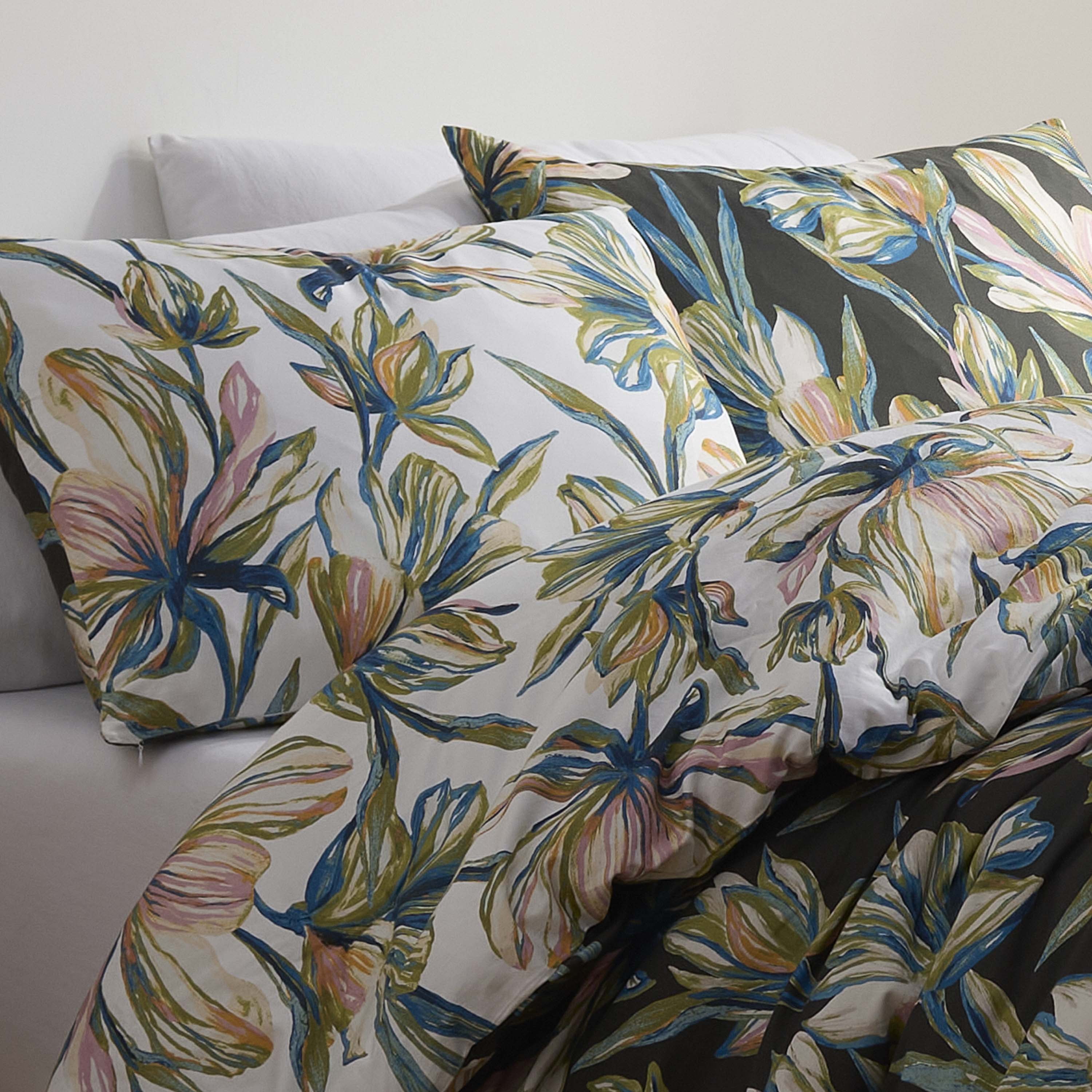 Martex Expression Lordes Comforter Set, Full/Queen, Multi
