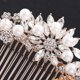 thumbnail image 1 of unbranded Complemento Dorado Con Estructura Para Decorar En Bodas, 1 of 5