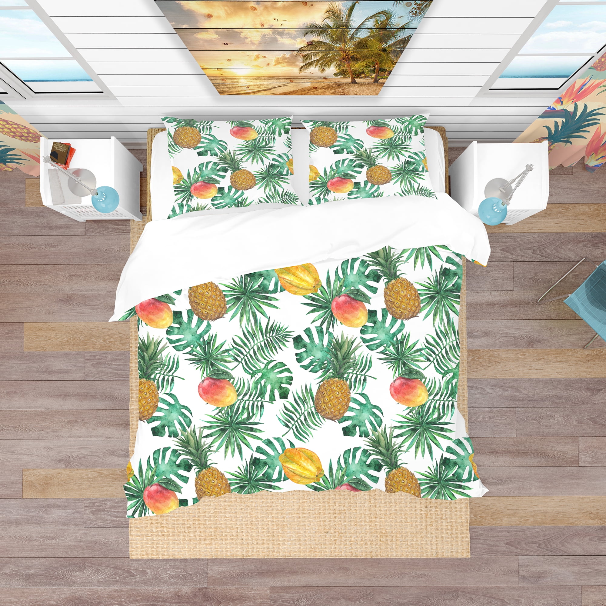 Designart 'Pineapple, Mango, Starfruit, Carambola & Leaves' Tropical Duvet Cover Set