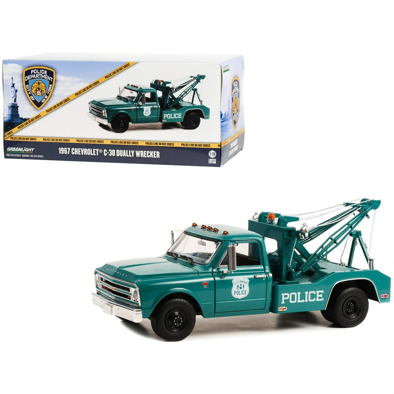 1967 Chevrolet C-30 Dually Wrecker Tow Truck Green 