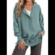 thumbnail image 2 of Sudadera con Capucha de Larga Extragrande para Mujer, Cuello en V, Botones y Abertura Lateral, Estilo Informal. Verde Pavo Real XXL, 2 of 9