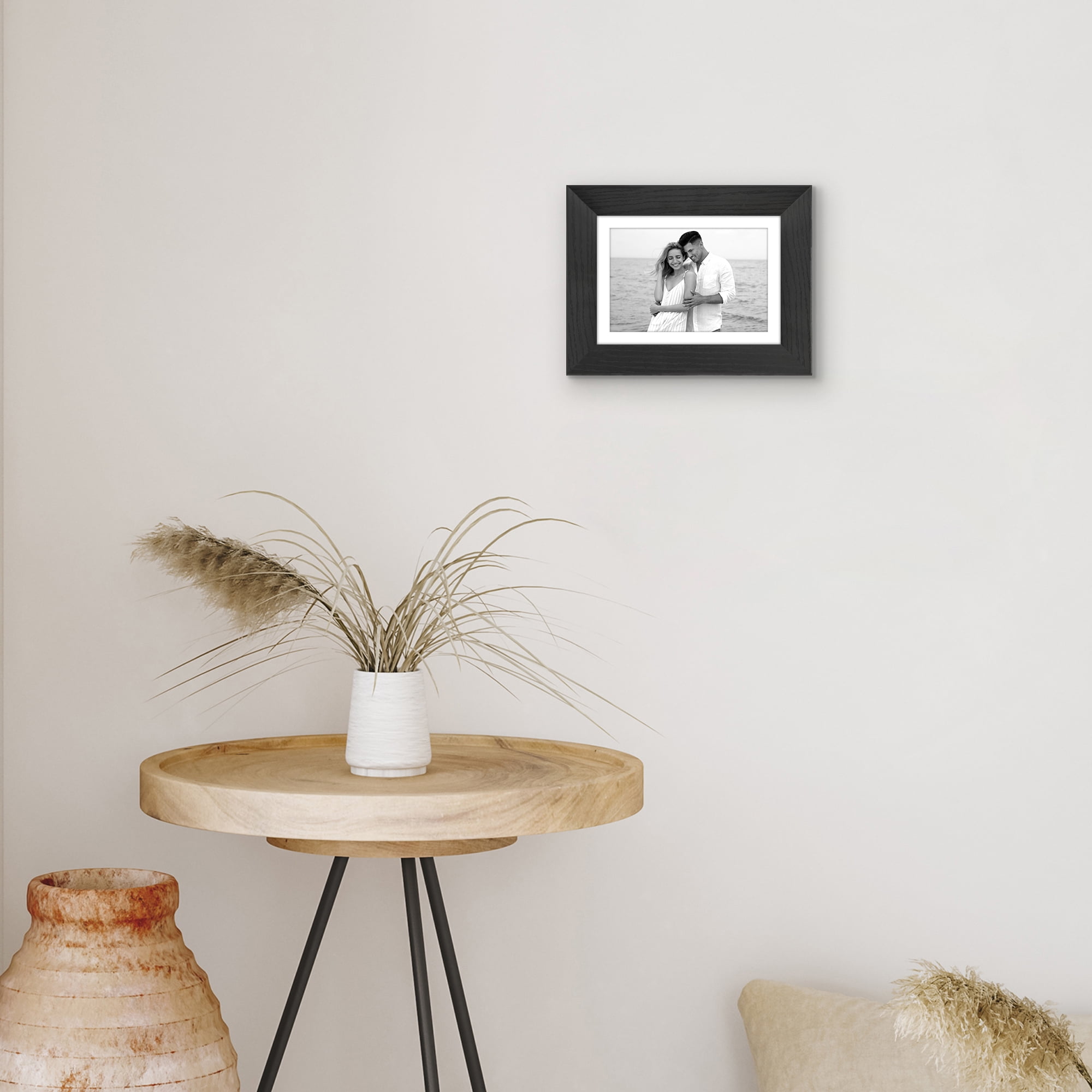 Americanflat 5x7 Picture Frame with Shatter-Resistant Glass with 4x6 Mat Display Photo Hudson Wide - Black