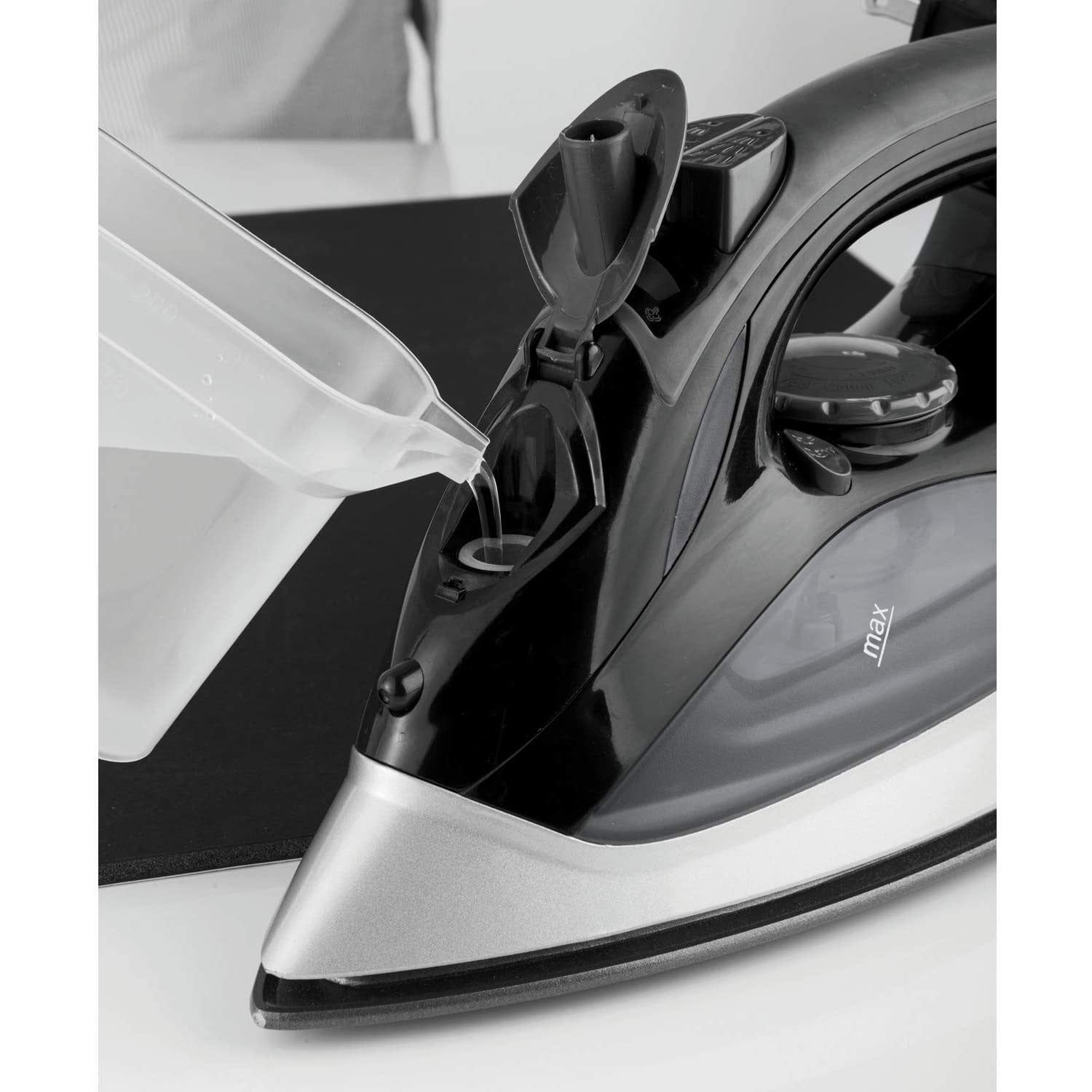 Brentwood MPI-90 Steam Iron with Auto Shutoff, Black