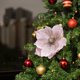 thumbnail image 1 of Decoraciones navideñas, adornos navideños, regalos de Navidad. Flor de magnolia navideña de 24 cm con efecto nevado. Decoración navideña de tela de alta calidad. Flor artificial., 1 of 6