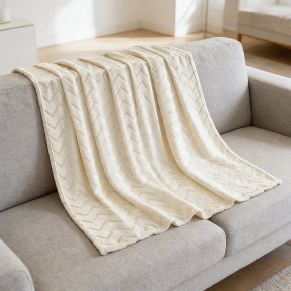 Flannel Fleece Bed Blanket Soft Bedspread Plush Fluffy Coverlet Chevron Design Decorative Blanket Sofa Blanket Glossy Flannel Blanket Office Air Conditioned Nap Blanket 40X60 Inch