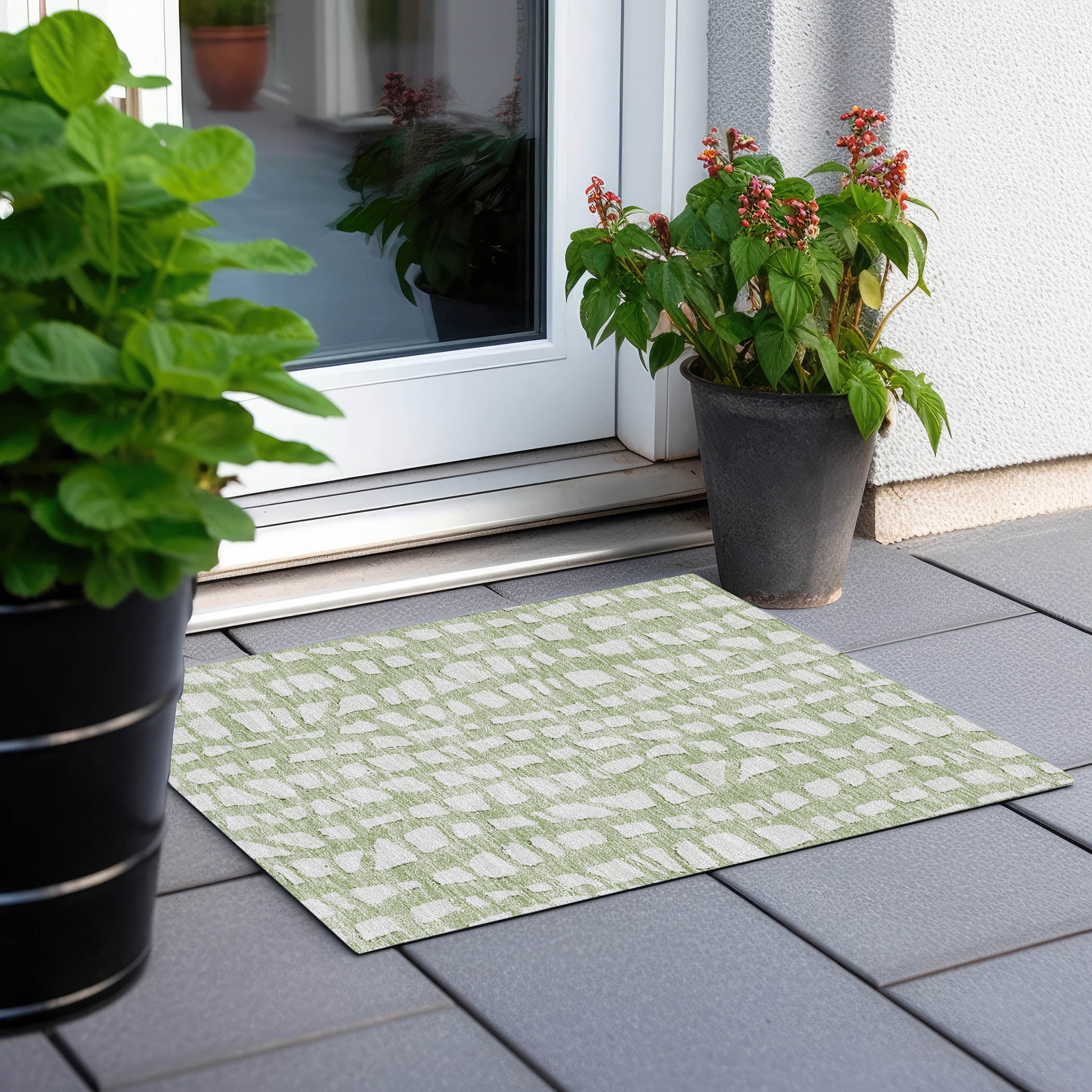 Addison Rugs Chantille Indoor/Outdoor Transitional Squares Aloe Washable Rectangle Rug, 1'8" x 2'6"