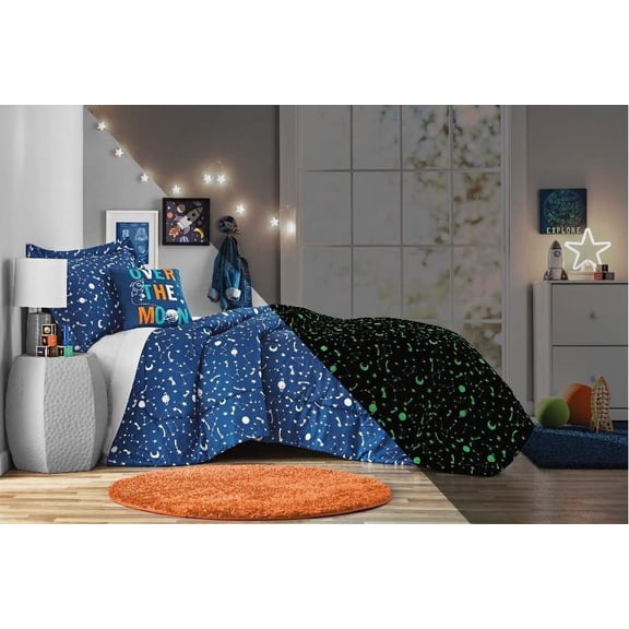 Your Zone Star 5 Piece Glow In the Dark Comforter Set with Bonus String Light, Twin