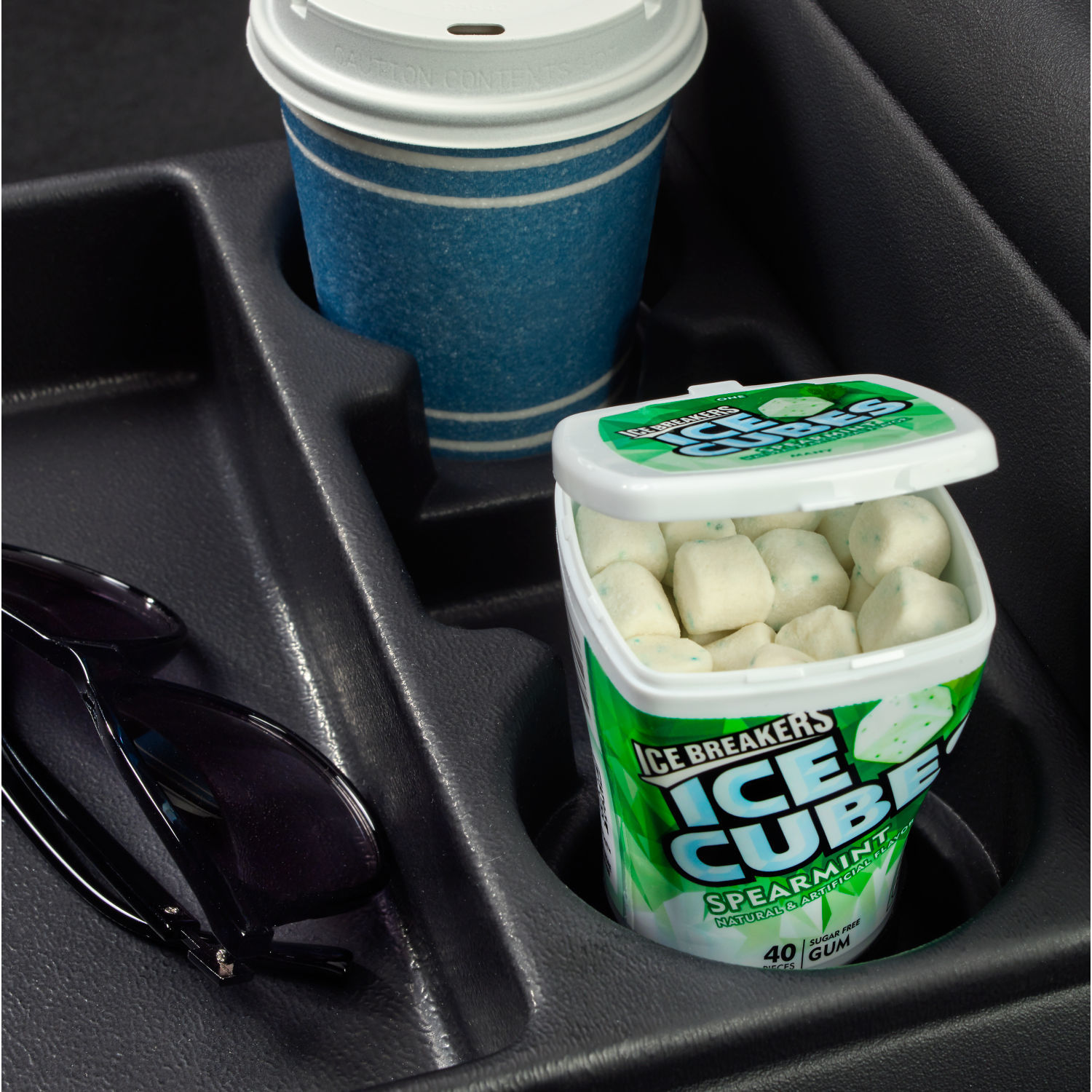Ice Breakers Ice Cubes Spearmint Sugar Free Chewing Gum, Bottle 3.24 oz, 40 Pieces - image 5 of 8