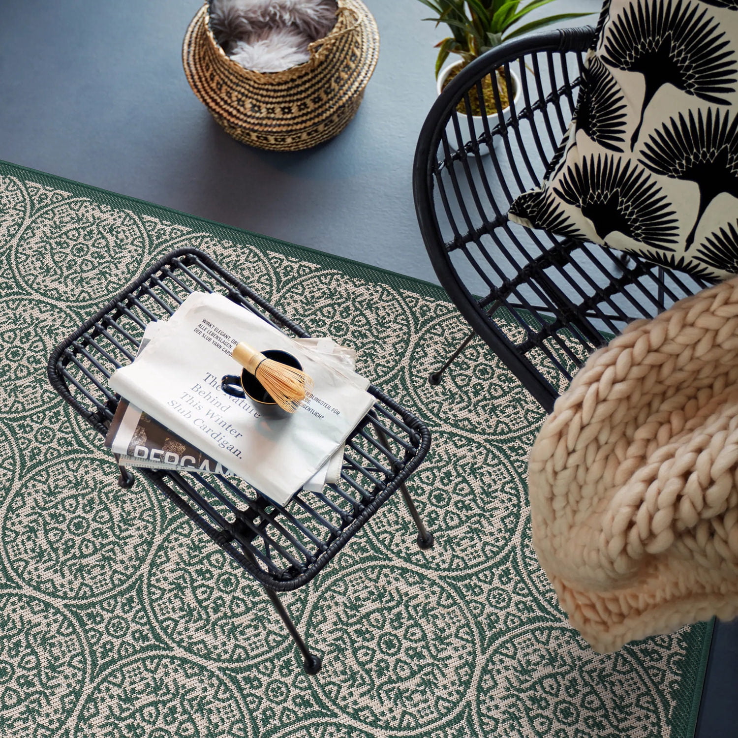 World Rug Gallery Transitional Floral Circles Textured Flat Weave Indoor/Outdoor Area Rug - GREEN 5' X 7'