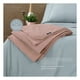 thumbnail image 2 of Edredón Ligero Suave y Fresco Capitonado sin Costuras, 1 Pieza Real Textil (Rosa Oscuro, King Size), 2 of 7