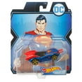 thumbnail image 4 of Hot Wheels DC Superman Vehicle, 4 of 4