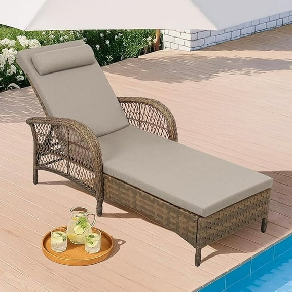 HOMEDIARY Outdoor Wicker Chaise Lounge Chair, All Weather Rattan Patio Lounger Chair with Pillow, 6-Position Adjustable High Back, Pool Sunbathing Reclining Chair with Armrest for Garden Deck, Beige