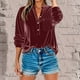 thumbnail image 2 of Tops para adolescentes,Blusa tipo túnica de terciopelo con cuello en V para mujer, manga larga, corte holgado, abertura frontal con hebilla y bolsillo, tela de poliéster, sopatenor, 2 of 8