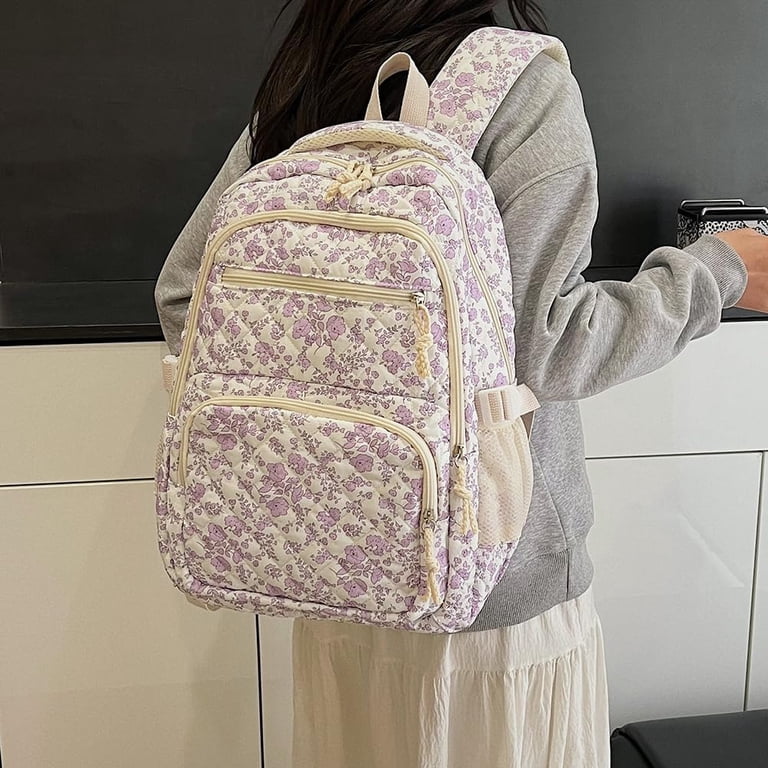 This 3-piece backpack set comes with a cute floral quilted  display picture 3