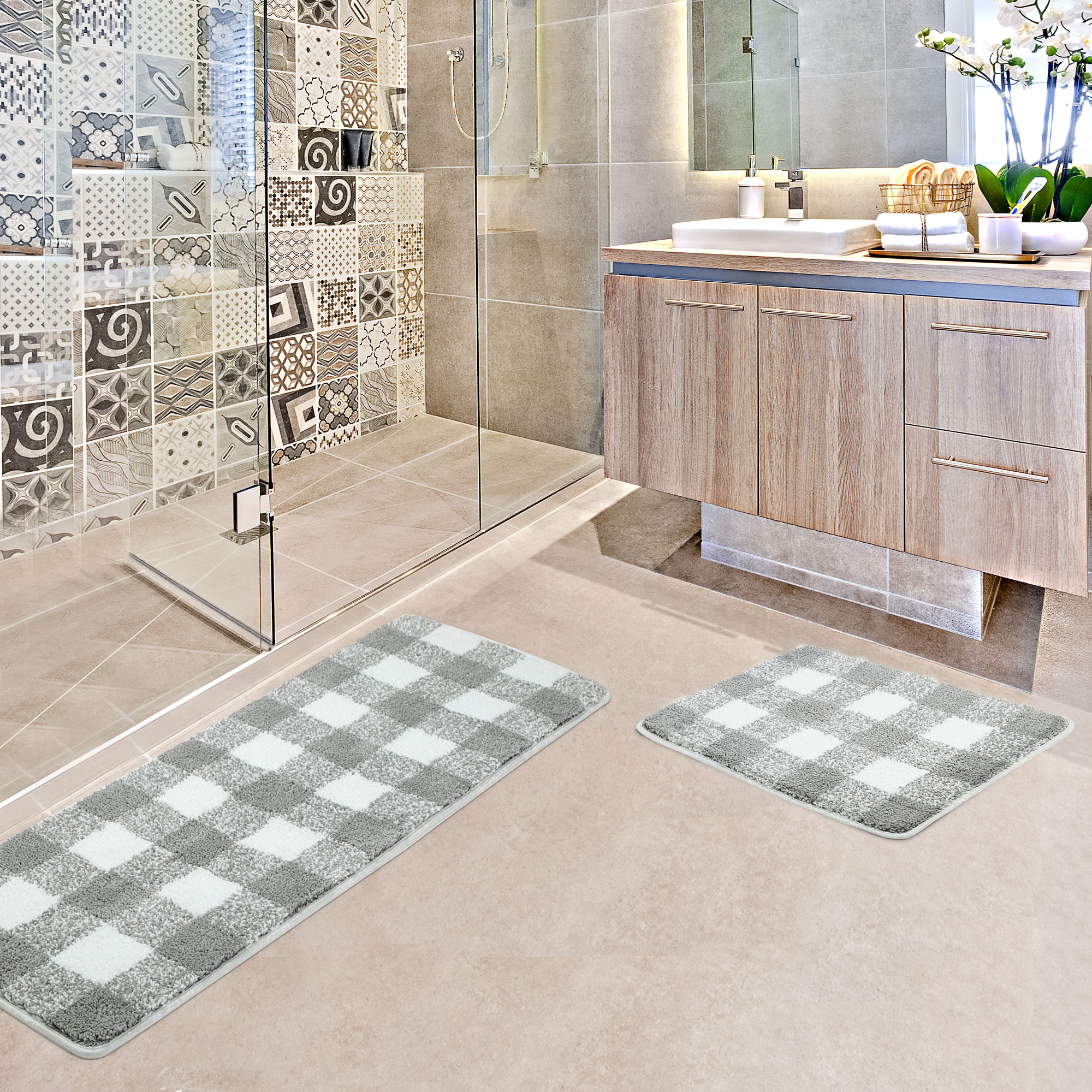 Unique Bargains Soft 2Pcs Microfiber Plaid Bath Rugs Gray & White 17"x24"&17"x47"