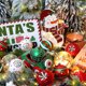 thumbnail image 5 of 30 bolas navideñas de 2,4 pulgadas, brillantes y colgantes para decorar el árbol, con remolinos, bastones de caramelo, elfos, adornos navideños rojos y verdes., 5 of 7