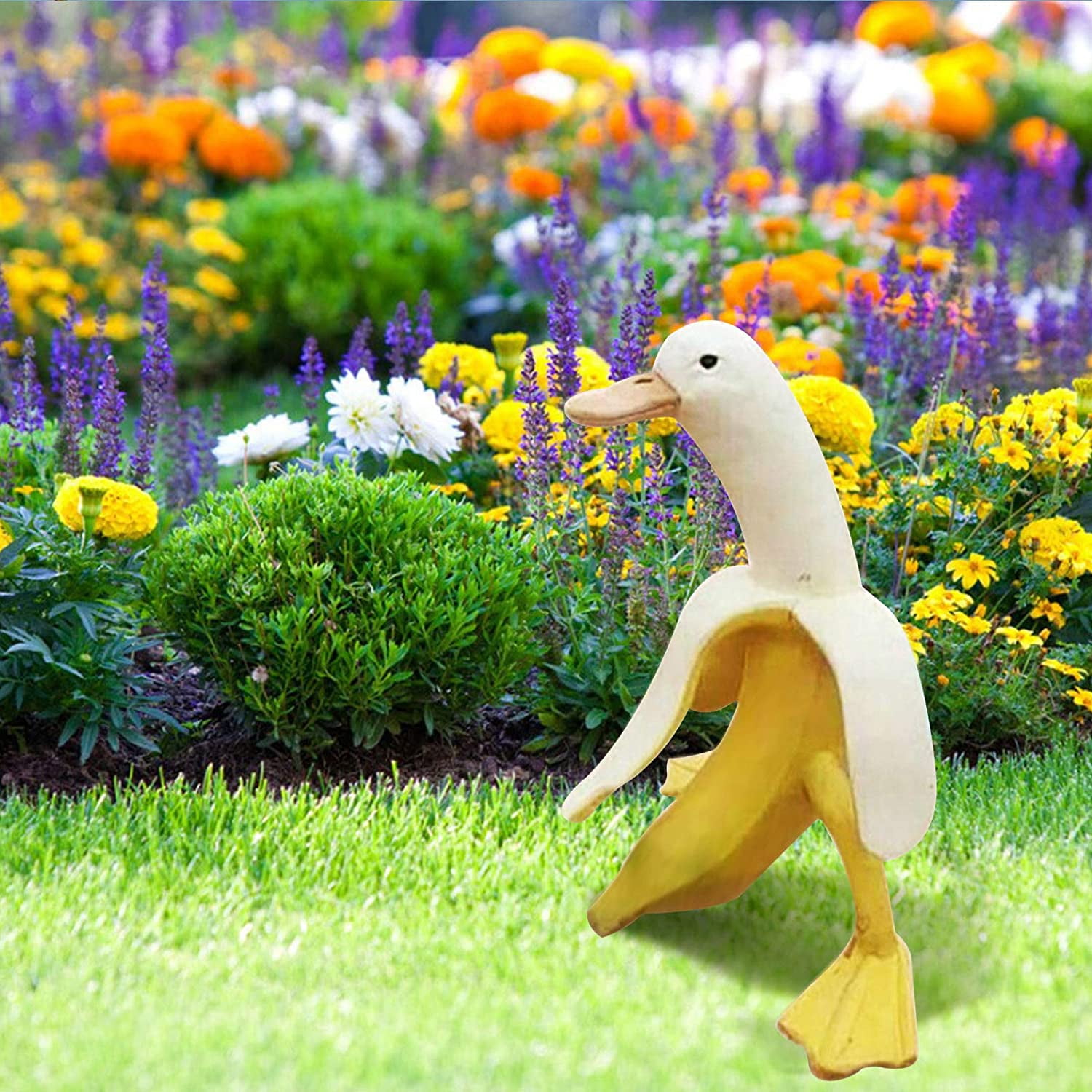 Banana Duck Sculpture, Whimsical Banana Duck Yard Art, Creative Banana