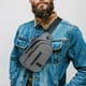 thumbnail image 4 of Bandolera estilo japonés para hombres y mujeres - Mochila de pecho resistente al agua para correr, ciclismo, viajar - Porta-móvil y cartera con varios bolsillos, 4 of 7