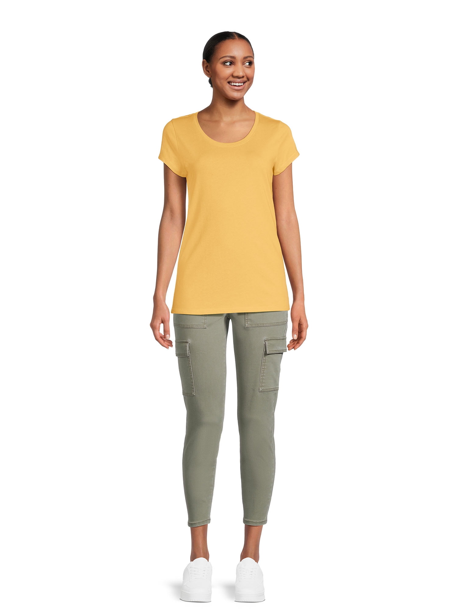 No Boundaries Short Sleeve Scoop Neck Plain T-Shirt (Women's)