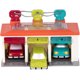 thumbnail image 1 of Garaje Toy Garage Battat para 3 coches con llaves y 3 coches de juguete de más de 2 años, 1 of 1