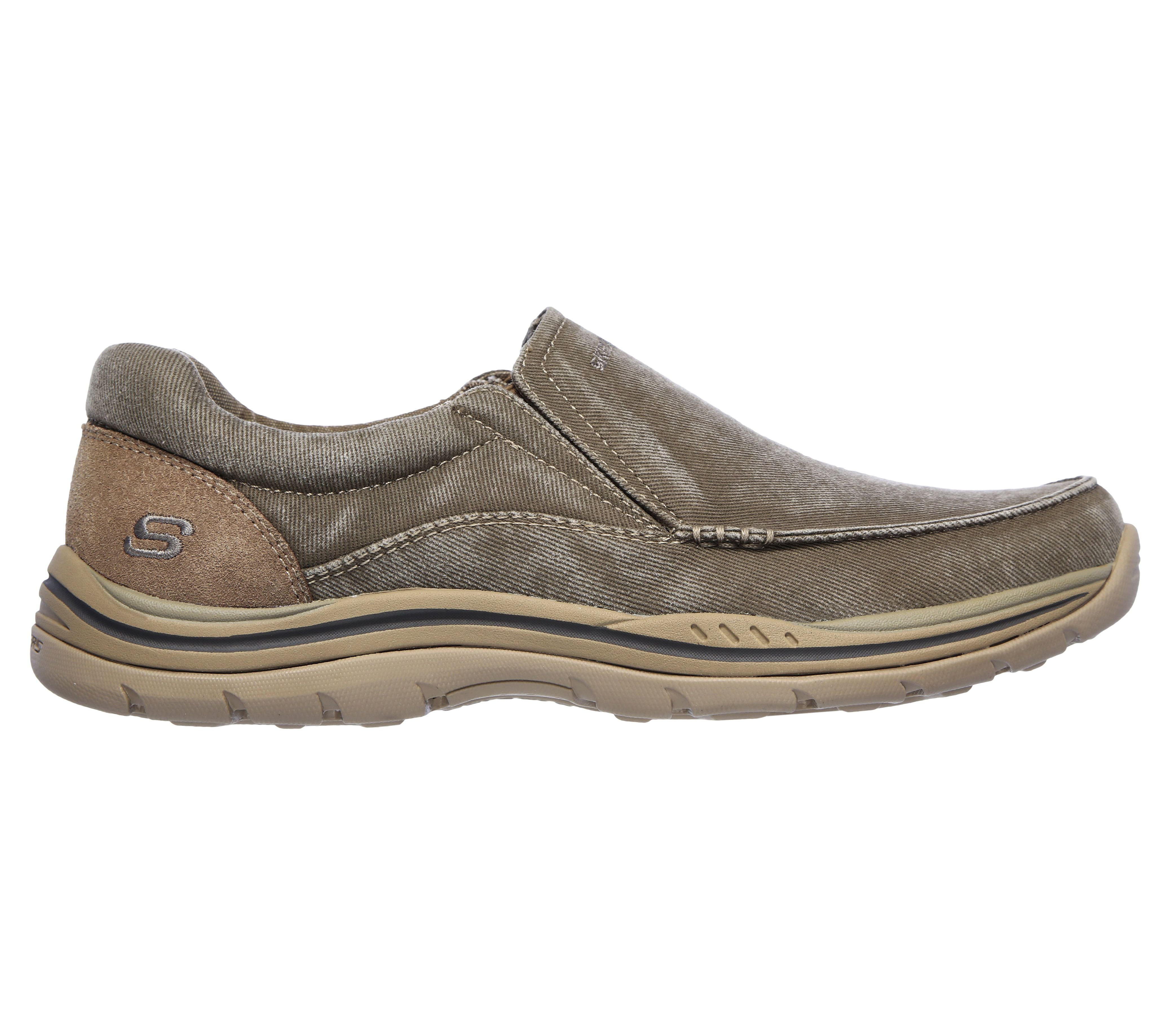 Skechers Men s Relaxed Fit Expected Avillo Casual Slip on Shoe