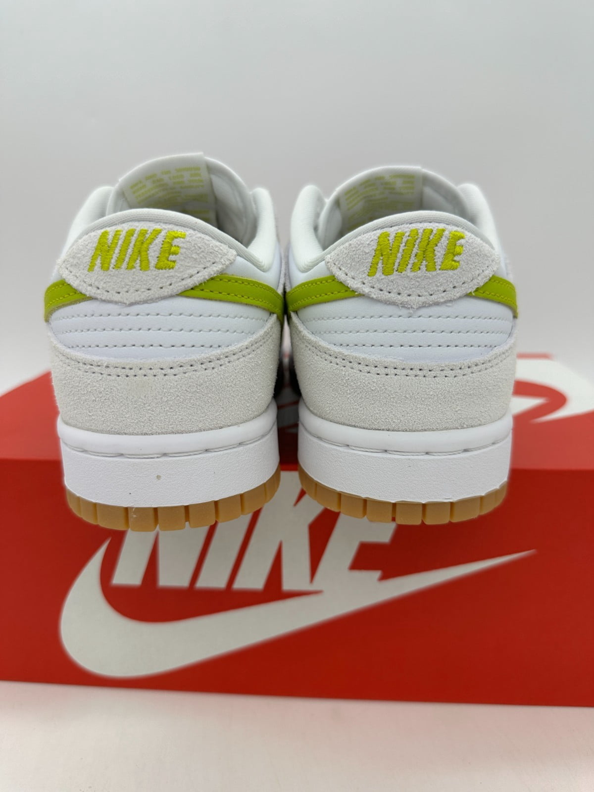 Nike Dunk Low Women's Size 8 White Green Gum Leather Athletic Shoes HJ7335 133