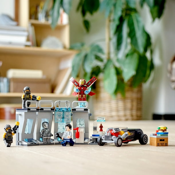 LEGO Marvel Avengers Iron Armory Superhero Building Toy Featuring the Hall of Armor (258 Pieces) - Walmart.com