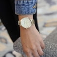 thumbnail image 2 of Reloj de mujer dorado detalles en vidrio caja de 36mm, 2 of 4