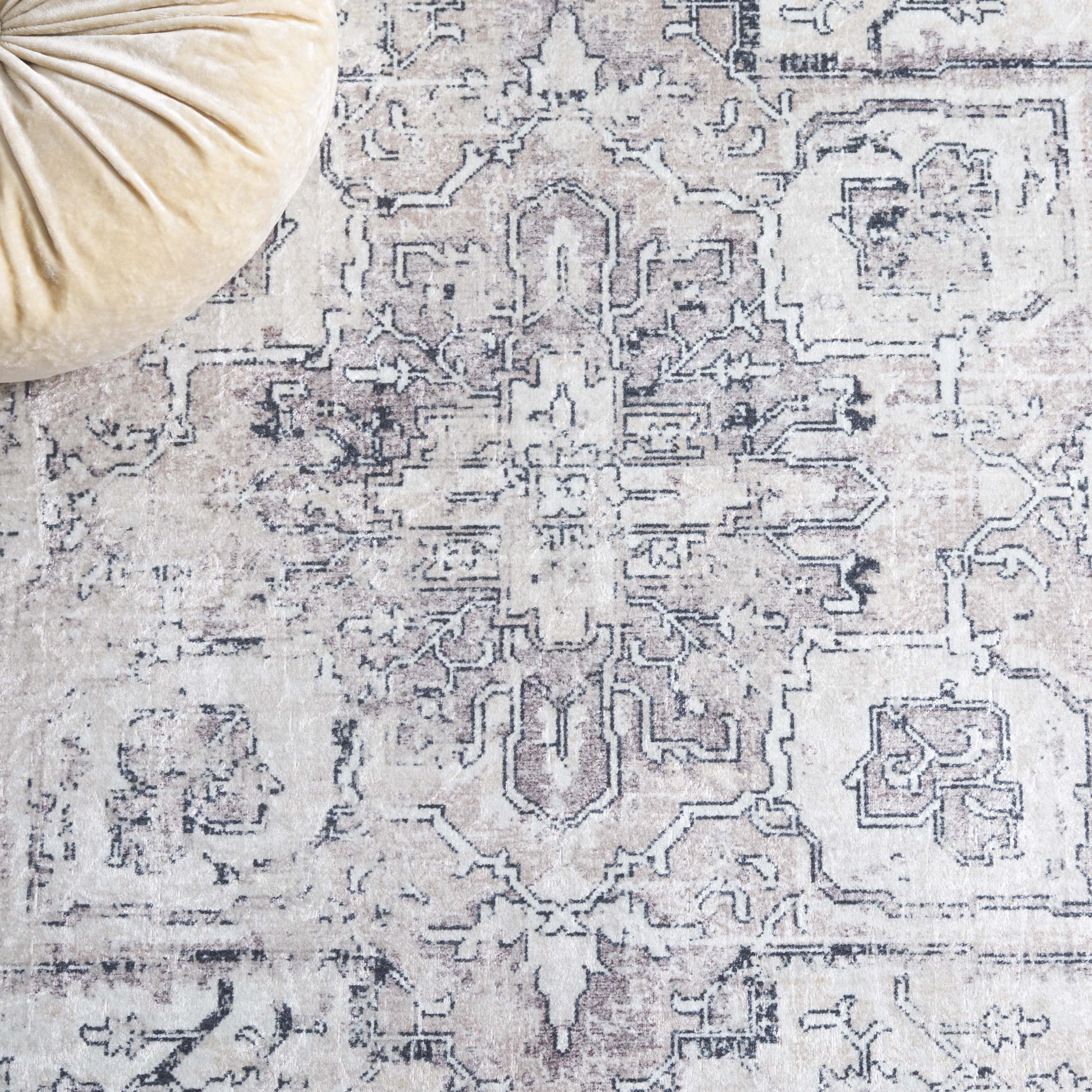 SAFAVIEH Orlando Tokora Medallion Machine Washable Area Rug, Beige/Grey, 8' x 10'