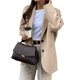 thumbnail image 2 of Blazer para Mujer, Informal, de Negocios, de Larga, con Solapa y Abertura Frontal, para Trabajo y con Bolsillos. Caqui M, 2 of 8