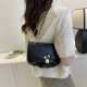 thumbnail image 5 of Bolsos de mensajero para mujer, bolsos de hombro con cadena, bolsos cruzados cuadrados a la moda (negro) Likrtyny Para Estrenar, 5 of 5