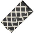 thumbnail image 1 of Gestor de dinero Wallet Nautica para mujer, con bloqueo RFID, color negro y hueso, 1 of 6