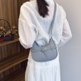 thumbnail image 3 of Bolso de hombro francés para mujer, nuevo estilo 2025, de alta gama, con estampado de lichi, estilo media luna, informal y versátil., 3 of 5