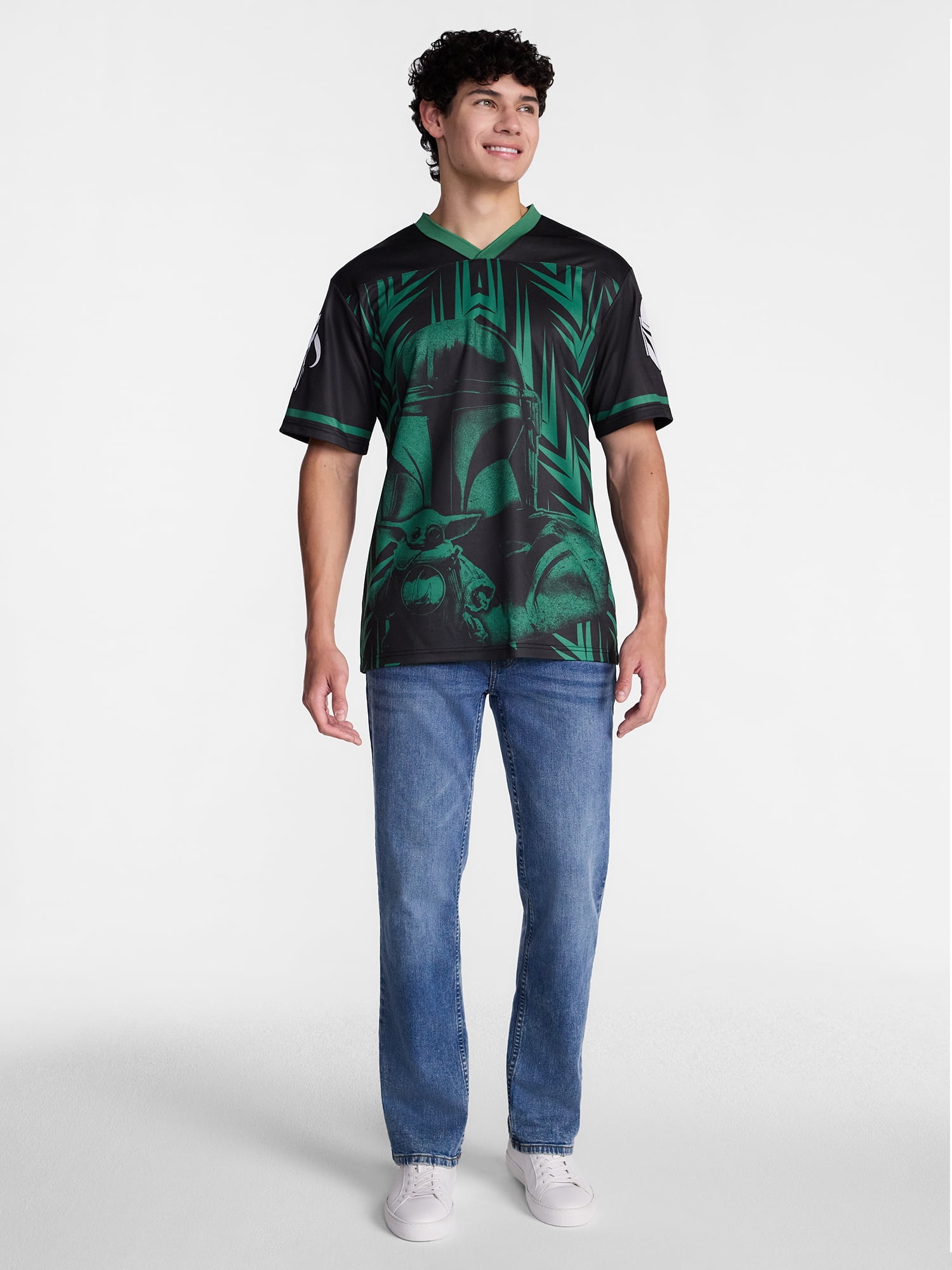Star Wars The Mandalorian Men's and Big Men's Graphic Mesh Soccer Jersey, Sizes XS-5XL