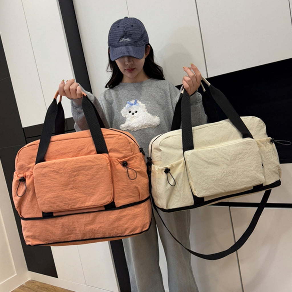 Portable Expandable Travel Duffle Bag With Wet and Dry Compartment Design Lightweight For Gym Enthusiasts And Vacationers