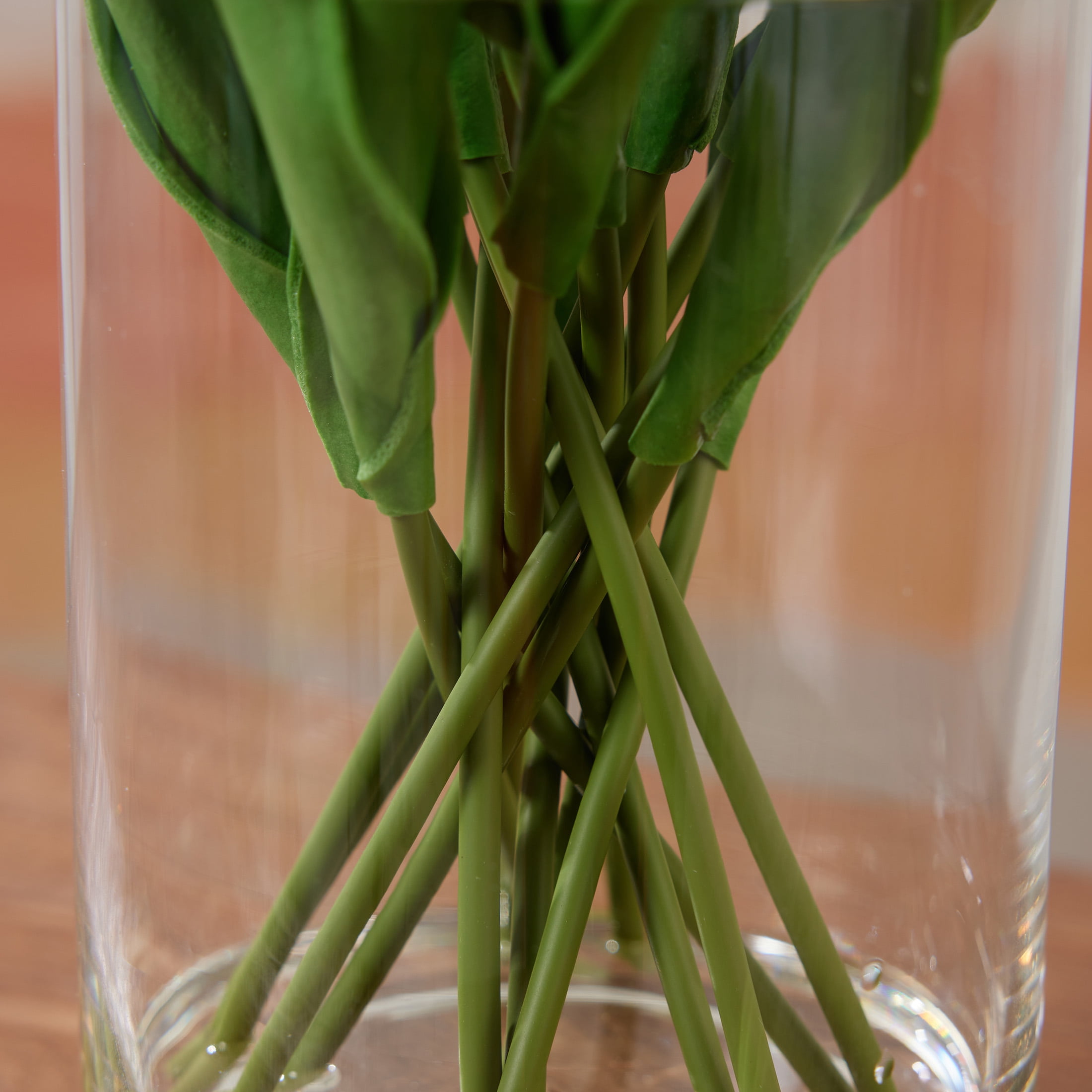 DR.Planzen 12in Artificial White Tulips Fake Flowers in Glass Vase Real Touch Tulips – Faux Tulips Bouquet with Faux Water, Tulips Centerpiece for Spring Home Decor Dining Table Wedding Mothers Day