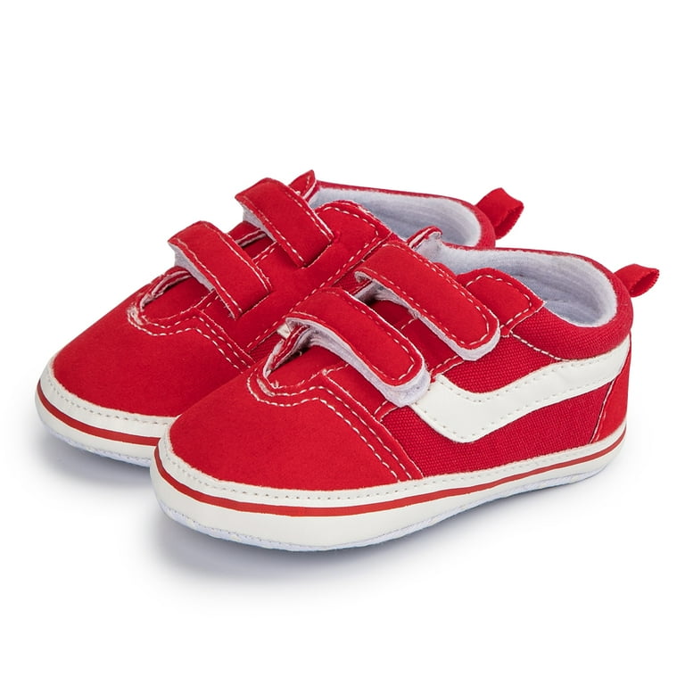 Newborn soft online bottom sneakers